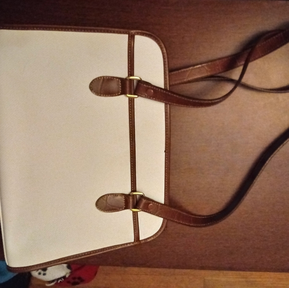 Bag 21 - Picture 2 of 3